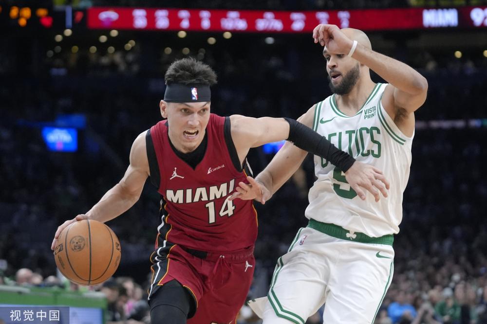 PJ华盛顿 PJ华盛顿